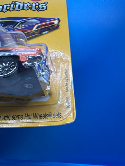 Hot Wheels - 2006 Target Exclusive - Lowrider Series - Complete Set of 6