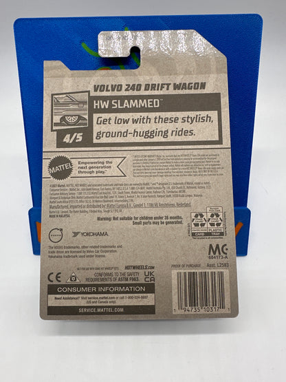 Hot Wheels 2023 Q Case Super Treasure Hunt - Volvo 240 Drift Wagon - Green
