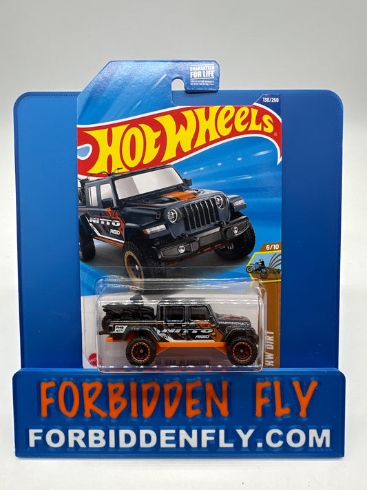 Hot Wheels Super Treasure Hunt - 2025 F Case - ‘20 Jeep Gladiator