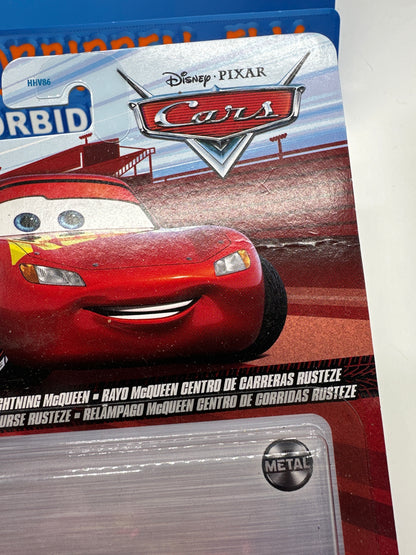 Disney Pixar Cars Movie - Rusteze Racing Center Lightning McQueen