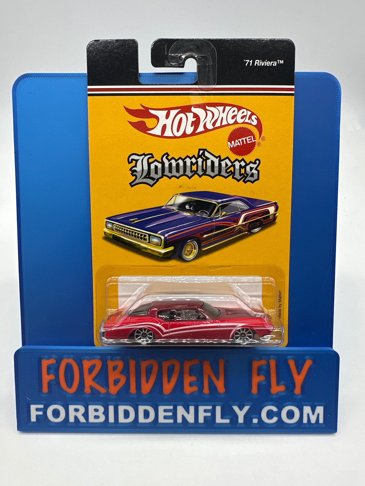 Hot Wheels 2006 Target Exclusive - Lowriders Series - ‘71 Buick Riviera (Red)