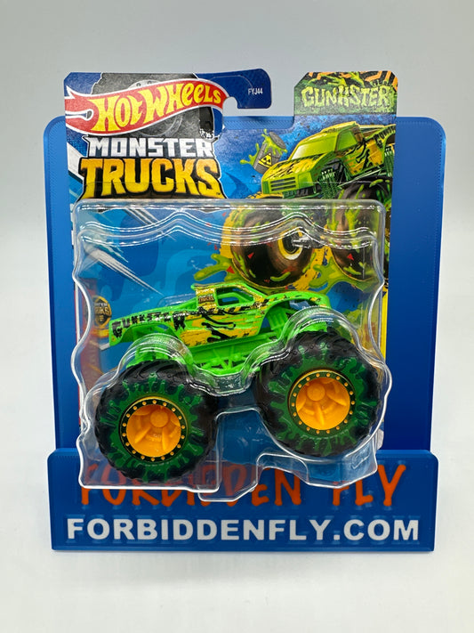 Hot Wheels Monster Trucks - Monster Trucks Live 2024 Series - Gunkster w/ Crushed Car