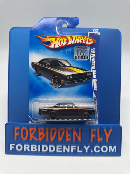 Hot Wheels Mainline - 2009 Factory Stickered - Muscle Mania Series - ‘70 Plymouth Road Runner - Lot Of 2