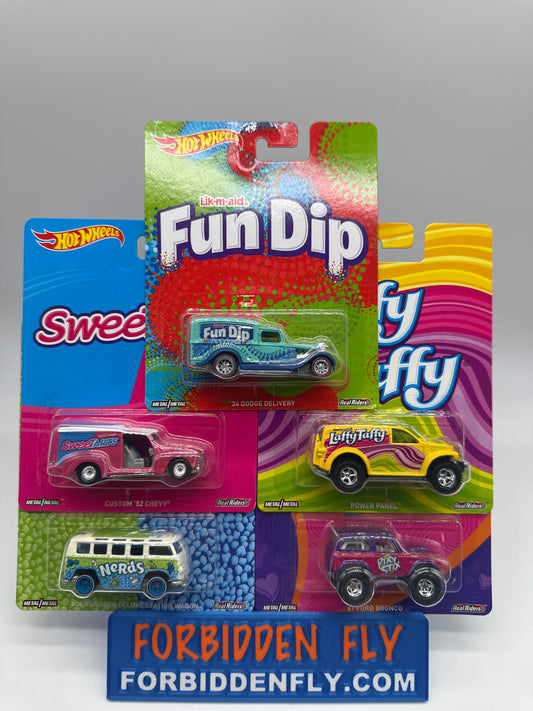 Hot Wheels Premium - Pop Culture 2017 Nestle Candy Series - Complete Set of 5