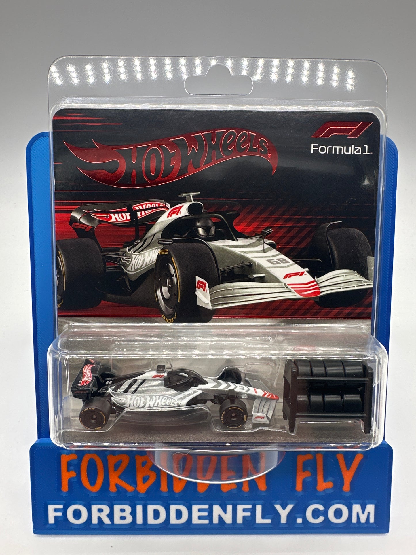 Hot Wheels Red Line Club RLC 2025 Formula 1 Vehicle and Wheels Set