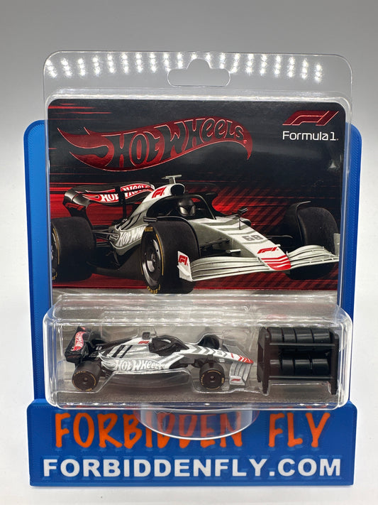 Hot Wheels Red Line Club RLC 2025 Formula 1 Vehicle and Wheels Set