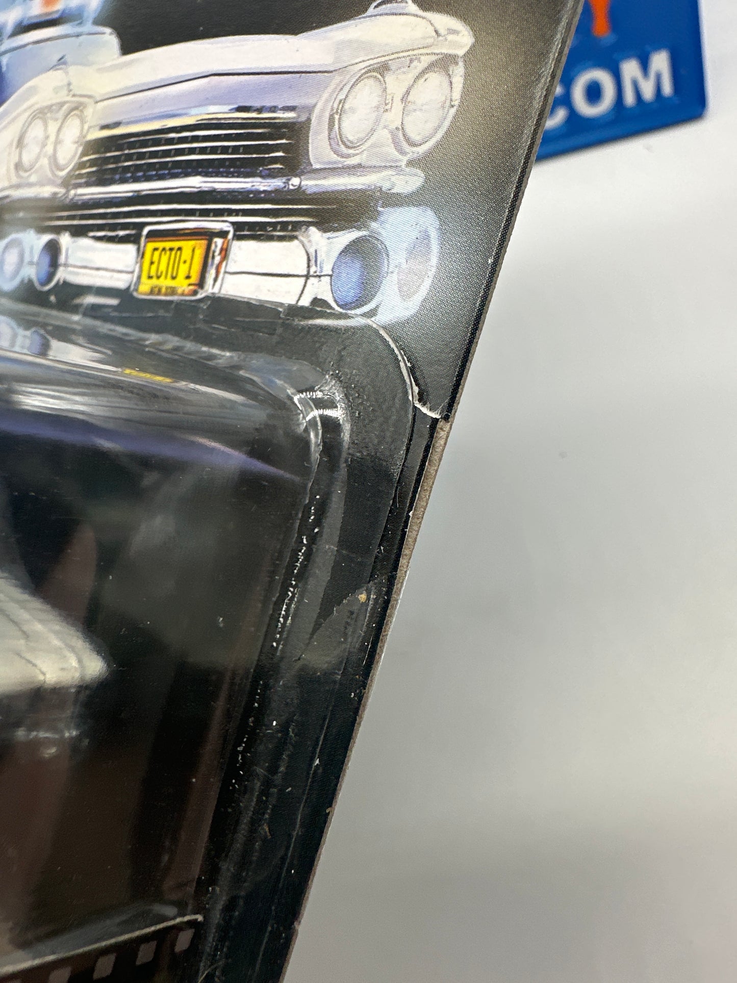 Hot Wheels 2016 Retro Entertainment Premium Single - Ghostbusters Movie Ecto-1 (Movie Reel Packaging)