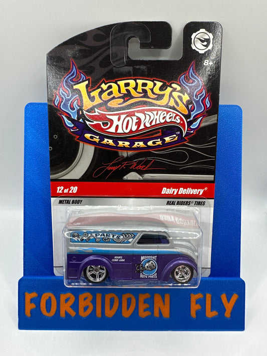Hot Wheels Premium - Larry’s Garage Series #12/20 - Dairy Delivery