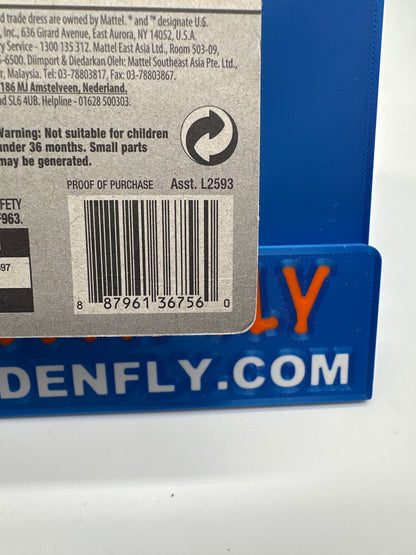 Hot Wheels 2017 Factory Stickered H Case Brave & Bold Batmobile Super Treasure Hunt