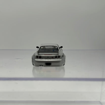 Kaido House (x MiniGT) - Regular Release #097 - Silver Nissan Skyline GT-R (R33) - DAI33 V1