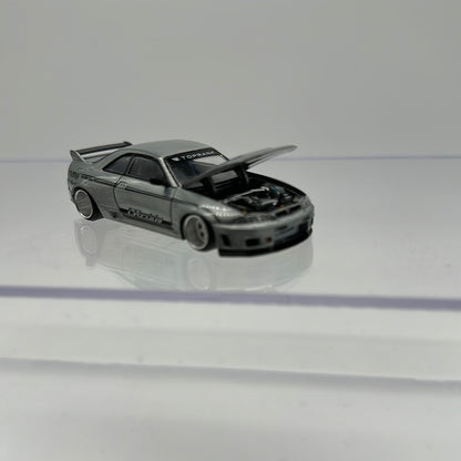 Kaido House (x MiniGT) - Raw Chase Release #097 - Silver Nissan Skyline GT-R (R33) - DAI33 V1