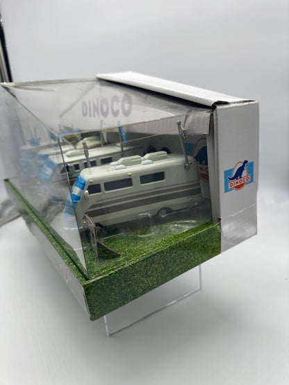 Disney Pixar Cars Movie - 2013 D23 Convention Exclusive - The Convoy Brothers (Dinoco RVs)