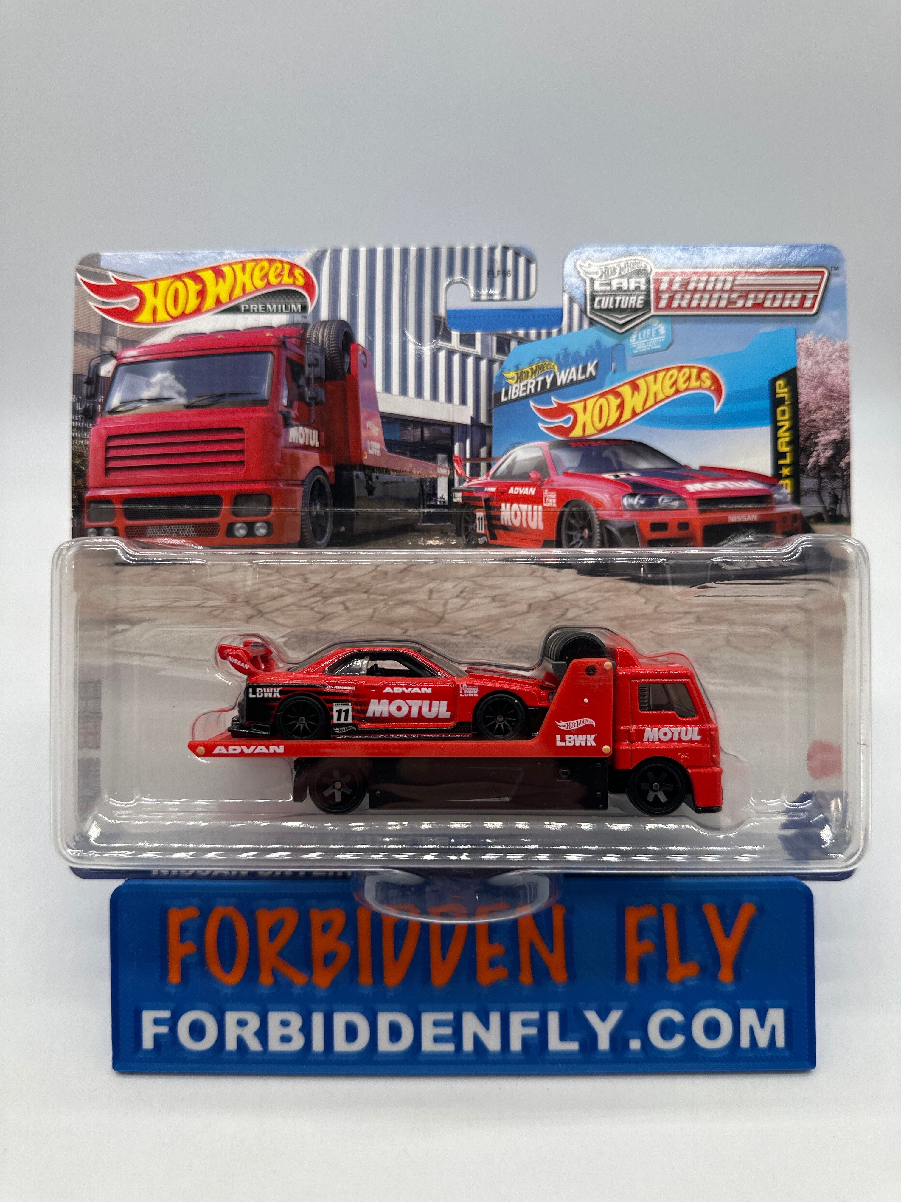Hot Wheels Car Culture Team Transport - #44 - Liberty Walk LB-ER34