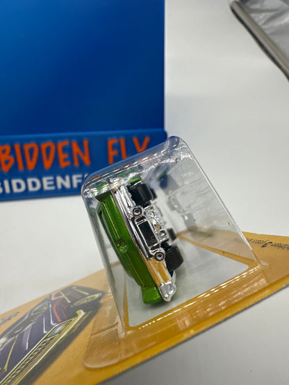 Hot Wheels 2006 Target Exclusive - Lowriders Series - ‘64 Buick Riviera (Green)