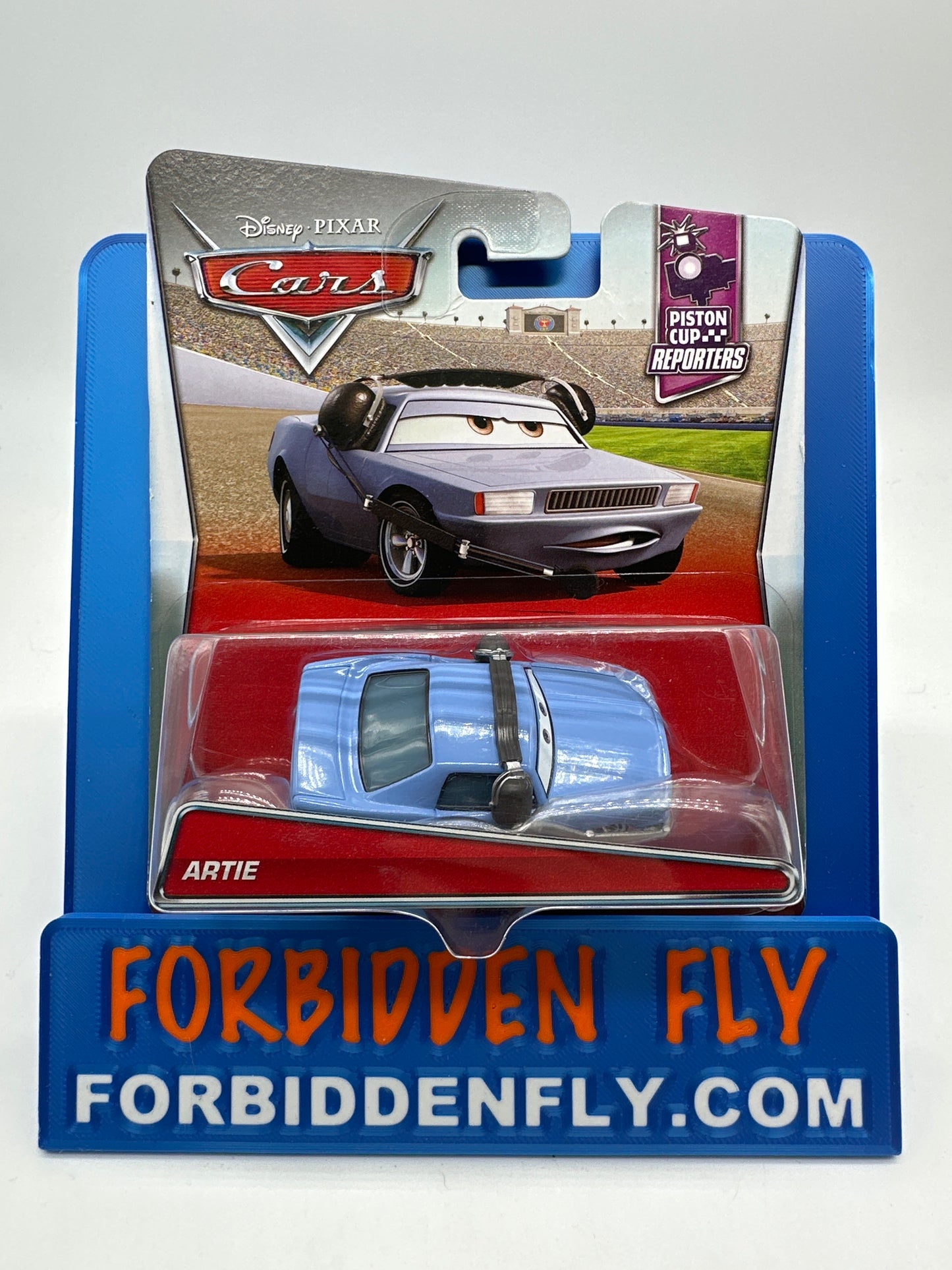 Disney Pixar Cars Movie - Piston Cup Reporters Series - Artie