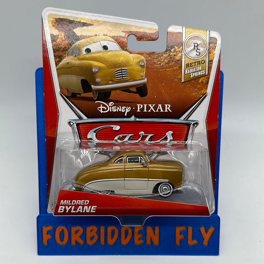 Disney Pixar Cars Movie - Retro Radiator Springs Series - Mildred Bylane