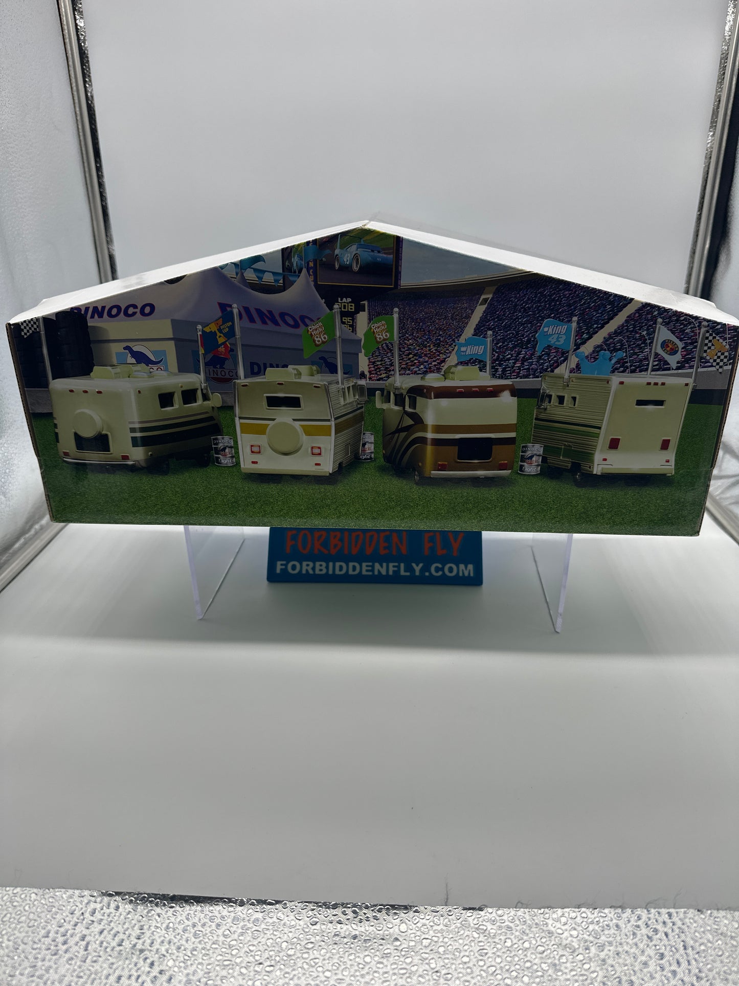 Disney Pixar Cars Movie - 2013 D23 Convention Exclusive - The Convoy Brothers (Dinoco RVs)