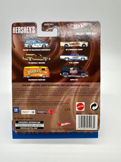Hot Wheels Premium - Pop Culture 2012 Hershey’s Series Single - Reese’s Pieces Volkswagen Micro Bus
