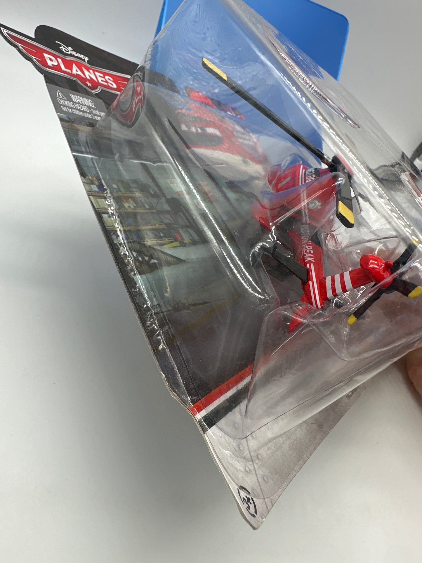 Disney Pixar Planes Movie - Chops Night Series - Deluxe Size Blade Ranger with Working Hoist