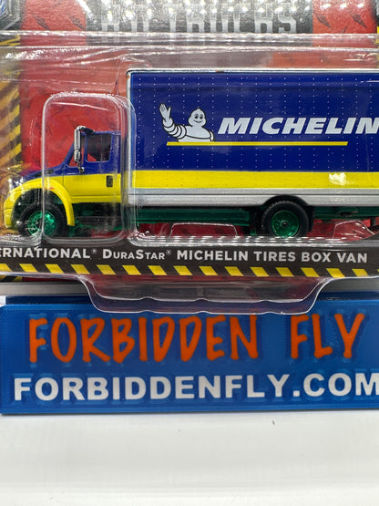 GreenLight HD Trucks Series 12 - #33120-C - International DuraStar Michelin Tires Box Van - Green Machine - Chase