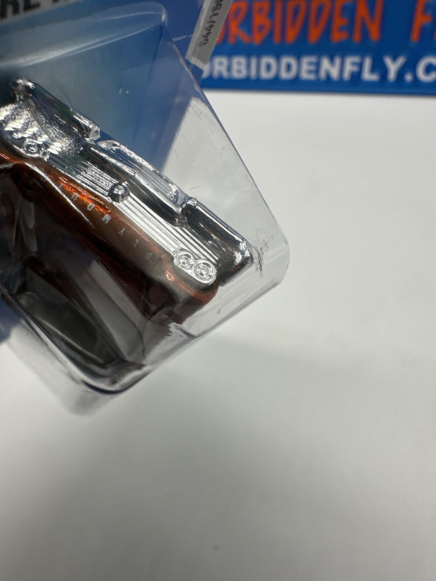 Hot Wheels Super Treasure Hunt - 2009 H Case - ‘57 Plymouth Fury