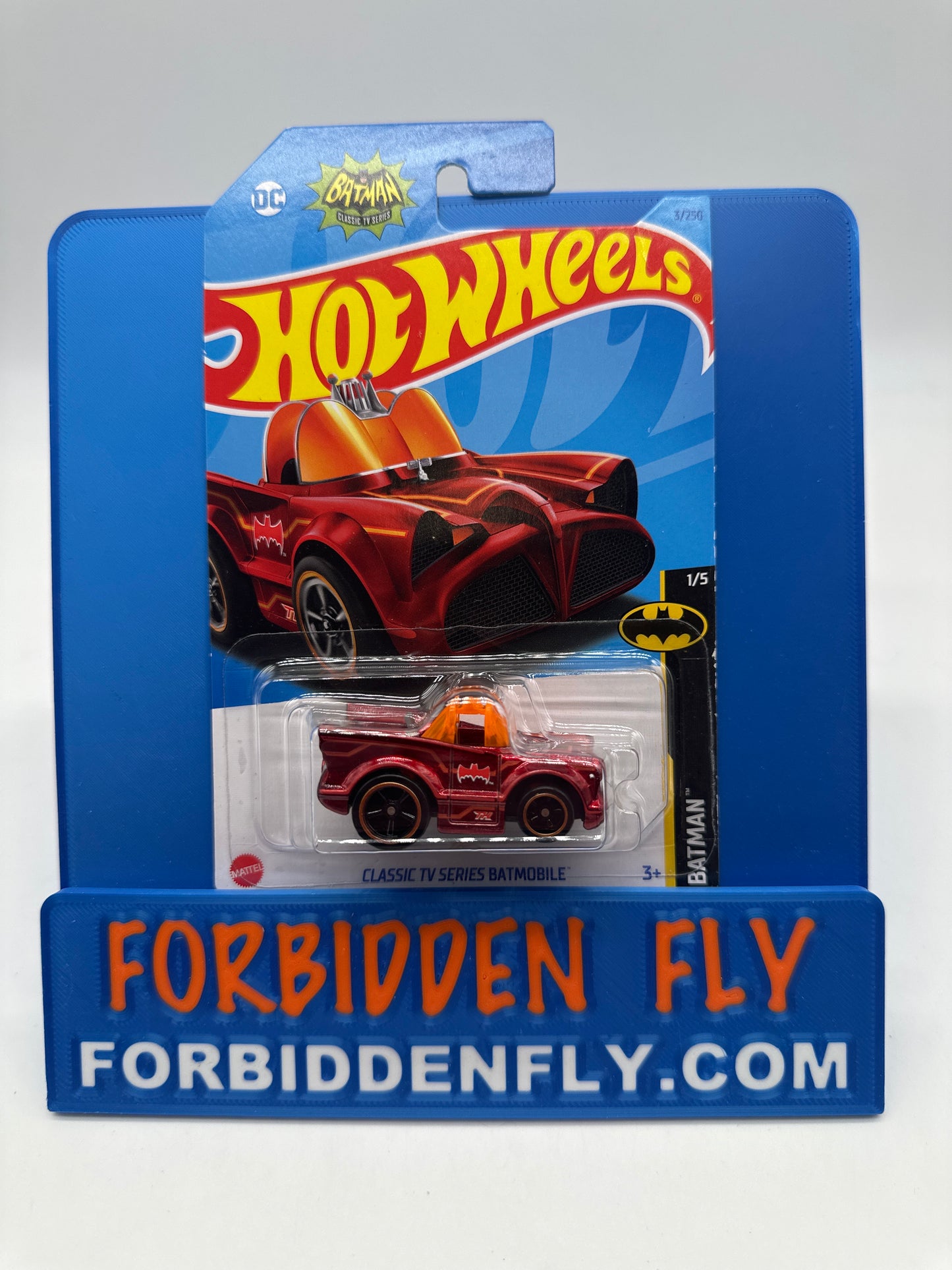 Hot Wheels Super Treasure Hunt - 2023 A Case - Classic TV Series Batmobile - International Card
