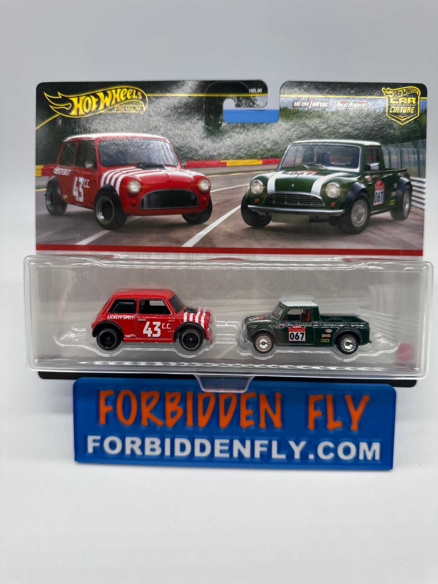 Hot Wheels Car Culture - Target Exclusive Premium 2 Pack - Morris Mini & ‘67 Austin Mini Pickup