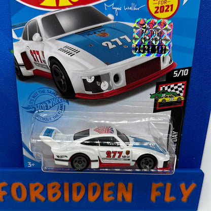Hot Wheels 2021 Factory Stickered - Magnus Walker Porsche 935 - White