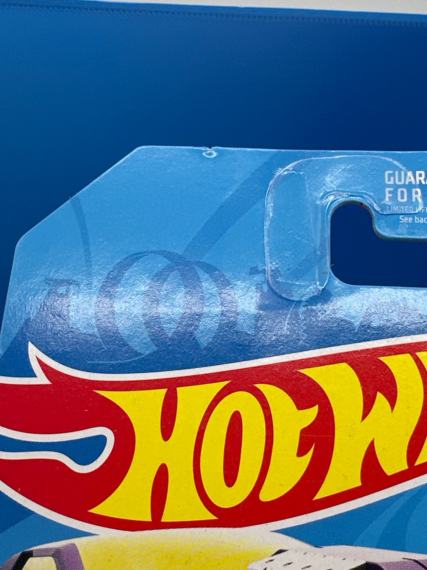 Hot Wheels Regular Treasure Hunt - Factory Stickered 2018 L Case - Hollowback
