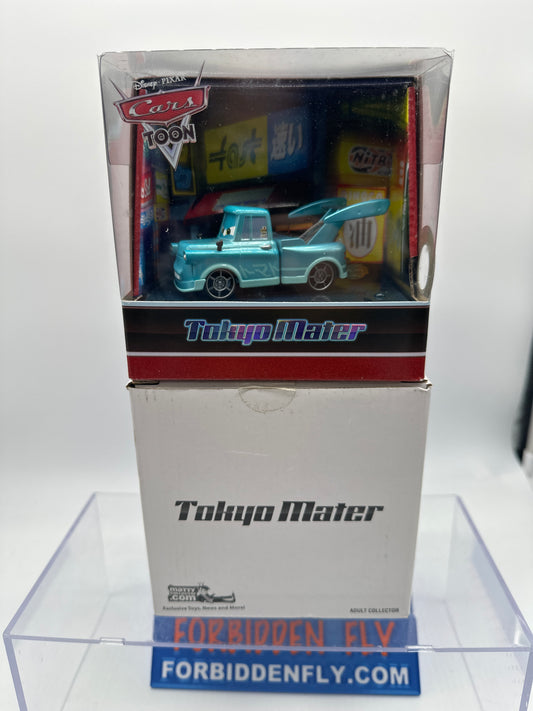 Disney Pixar Cars Movie - 2010 SDCC Comic Con Exclusive - Toon Tokyo Mater w/ Lights & Display