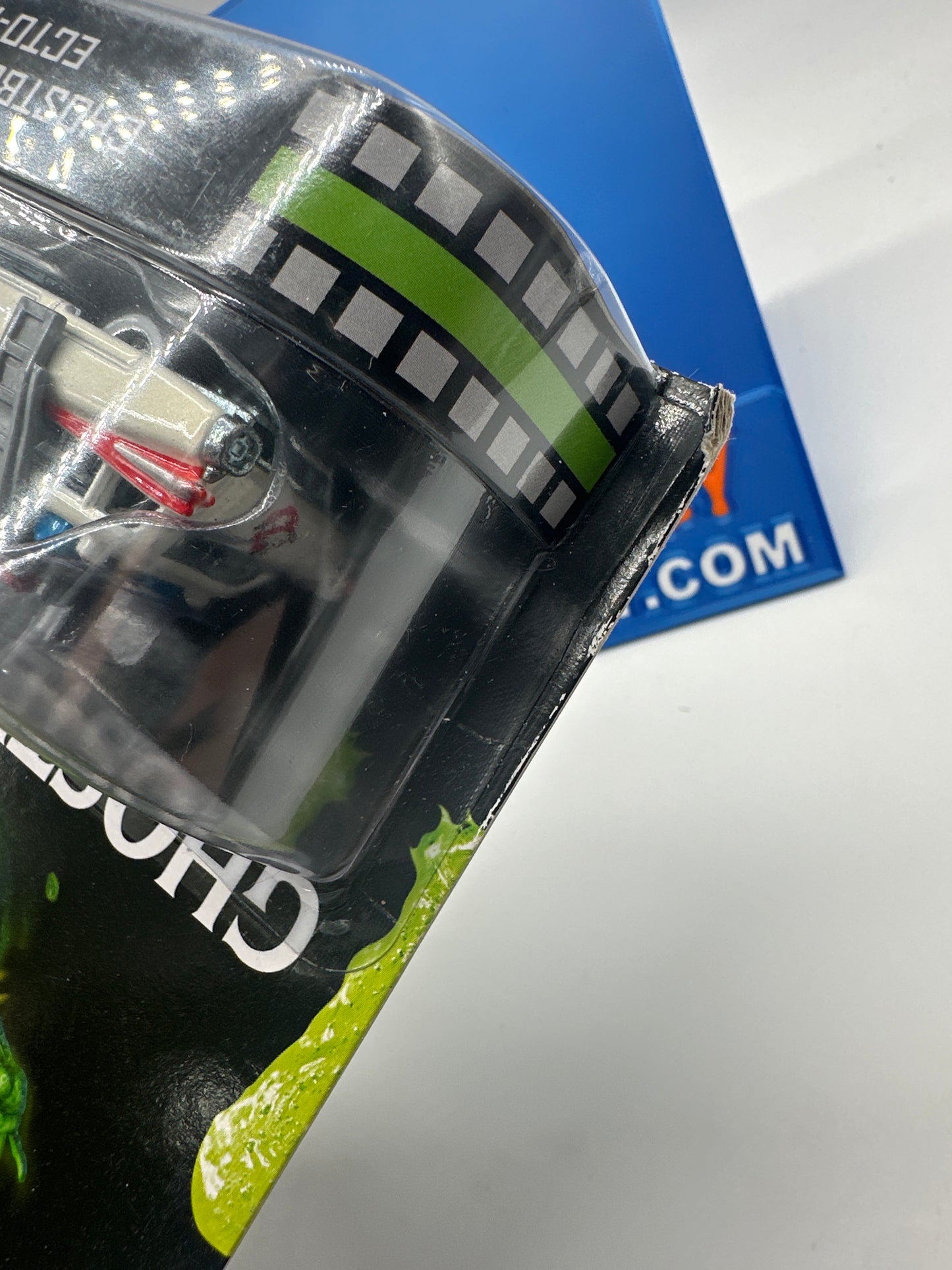 Hot Wheels 2013 Retro Entertainment Premium Single - Ghostbusters Slimer Card Ecto-1 (Movie Reel Packaging)