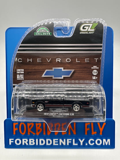 GreenLight - 2025 Hobby Exclusive - #30546 - 1972 Chevy Cheyenne C10 - Black - Regular Edition