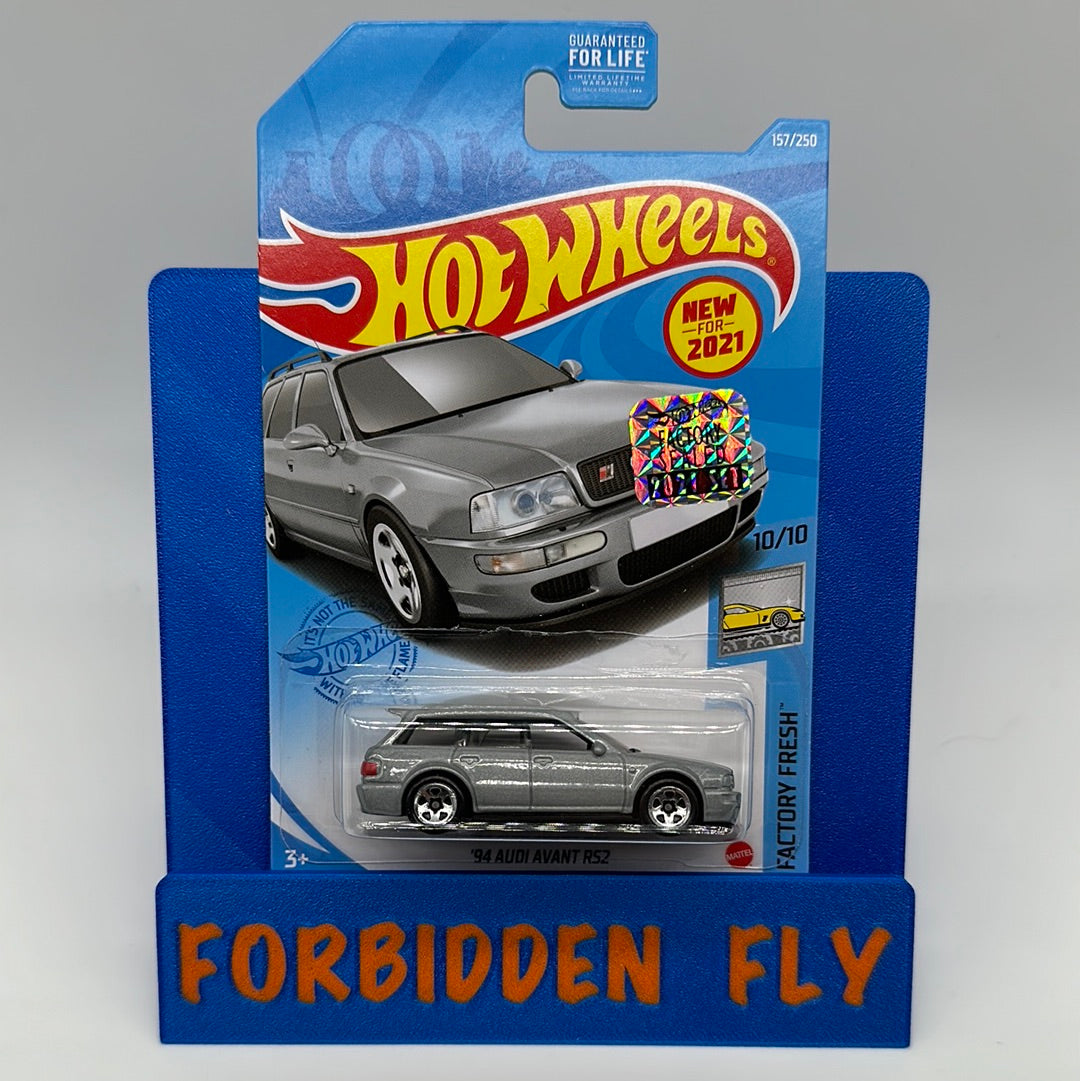 Hot Wheels Mainline - Factory Stickered 2021 - Silver ‘94 Audi Avant RS2