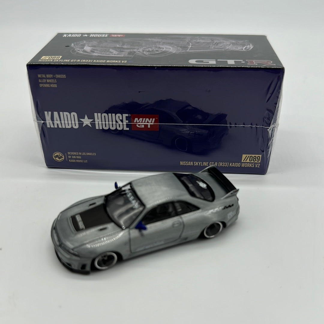 Kaido House (x MiniGT) - Raw Chase Release #089 - Blue Nissan Skyline GT-R (R33) Kaido Works V2
