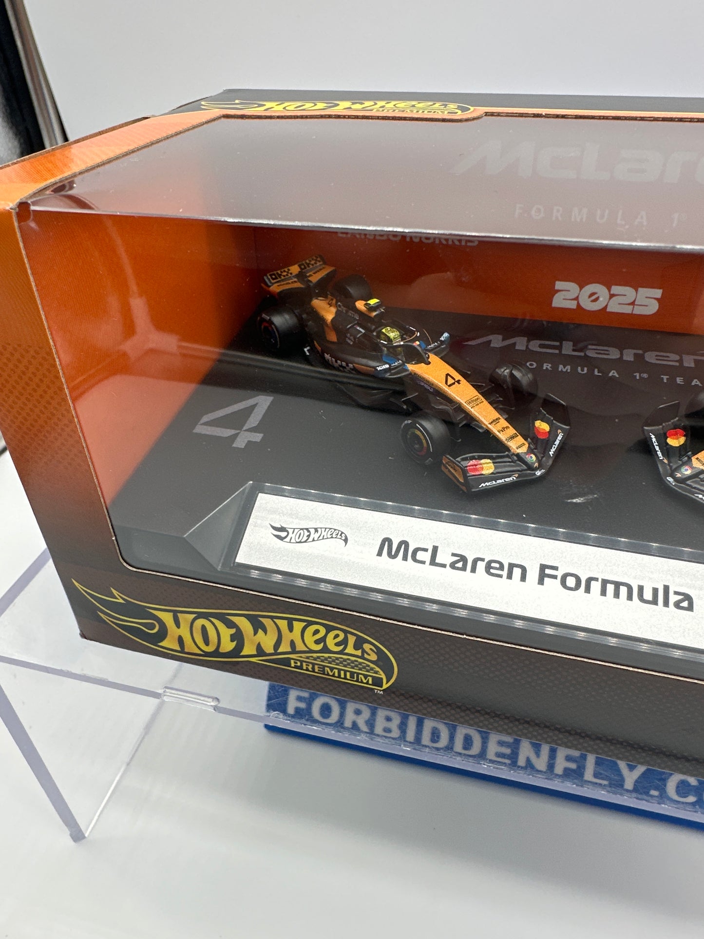 Hot Wheels 2025 Formula 1 Premium Series - Two Pack - McLaren Formula 1 One (F1) Team (#4 Lando Norris & #81 Oscar Piastri)