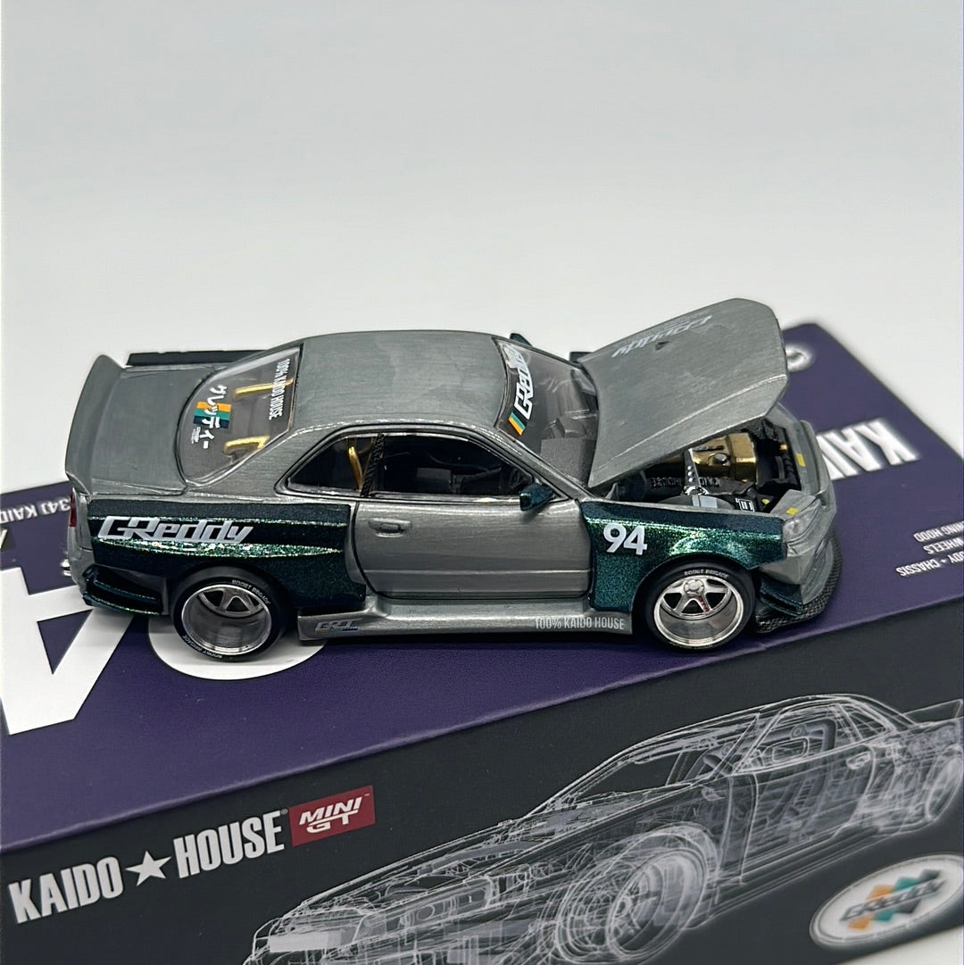 Kaido House (x MiniGT) - Chase #074 - Green Nissan Skyline GT-R (R34) Kaido Works