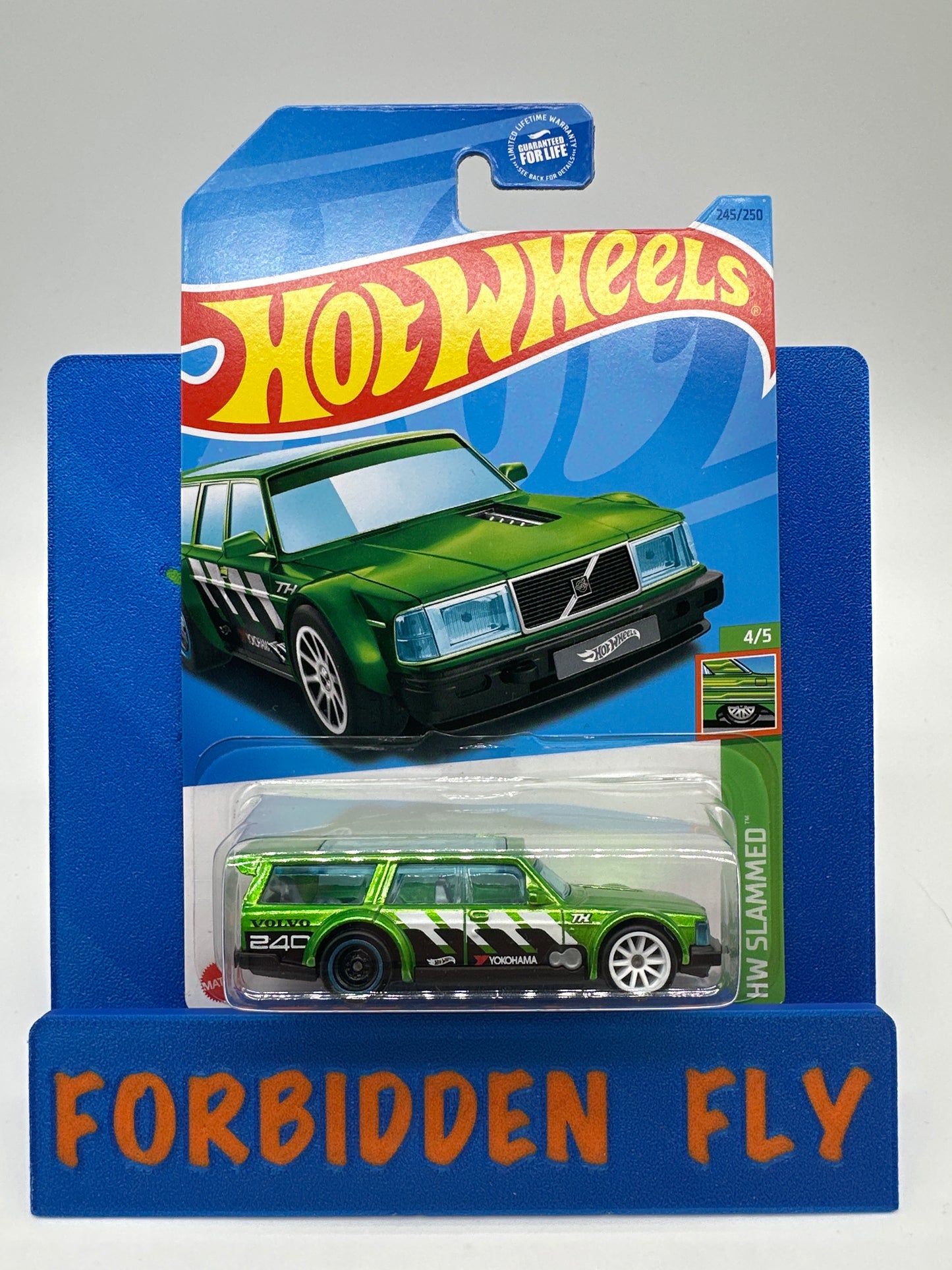 Hot Wheels 2023 Q Case Super Treasure Hunt - Volvo 240 Drift Wagon - Green