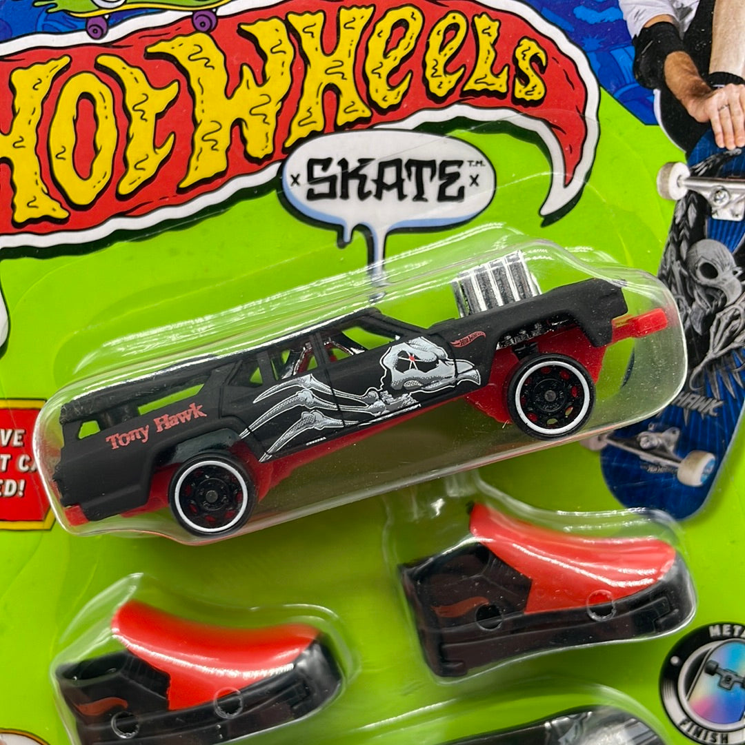 Hot Wheels Skate - Tony Hawk Board & Car - Cruise Bruiser