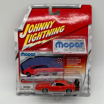 Johnny Lightning Mopar or No Car Series - 1969 Dodge Charger Daytona - Red