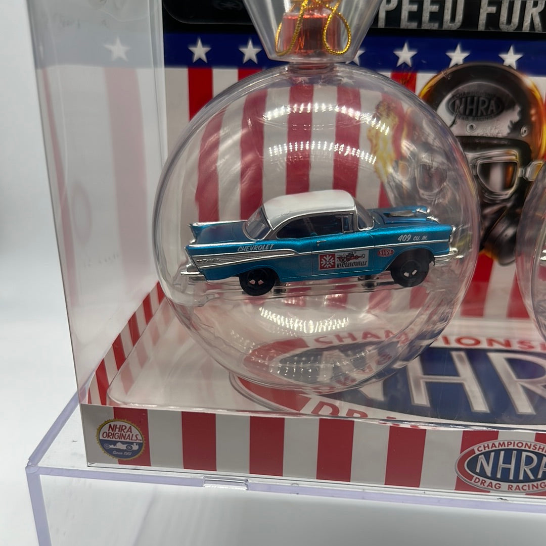 M2 Machines - 2022 Christmas Ornaments 2 Pack - 1957 Chevrolet Bel Air