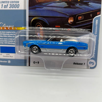 Johnny Lightning - Classic Gold Series - 1972 Ford Mustang Convertible - Blue