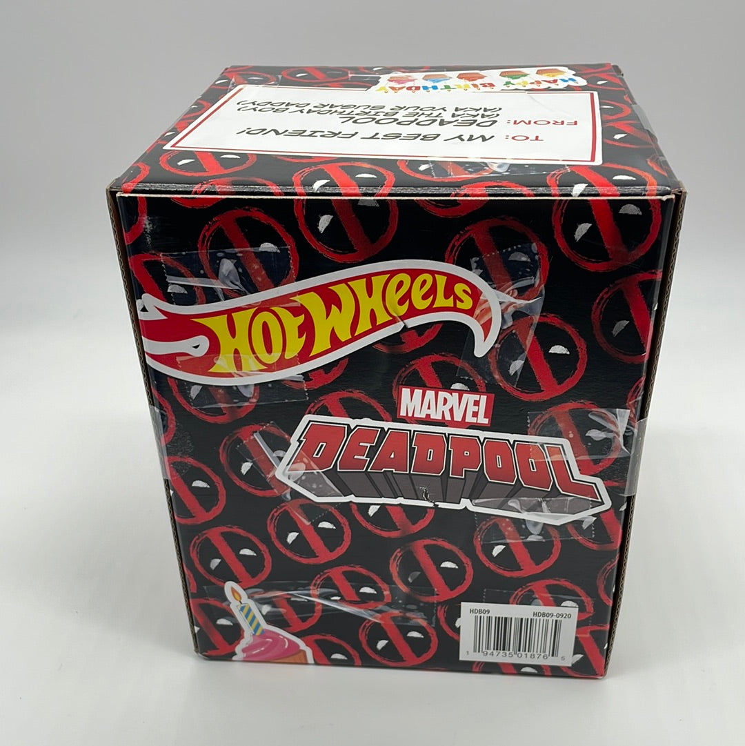 Hot Wheels Premium - SDCC 2021 Exclusive - Marvel Deadpool On Scooter