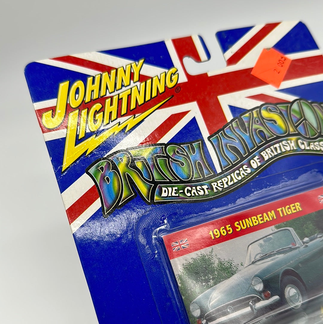 Johnny Lightning - British Invasion - 1965 Sunbeam Tiger - Green