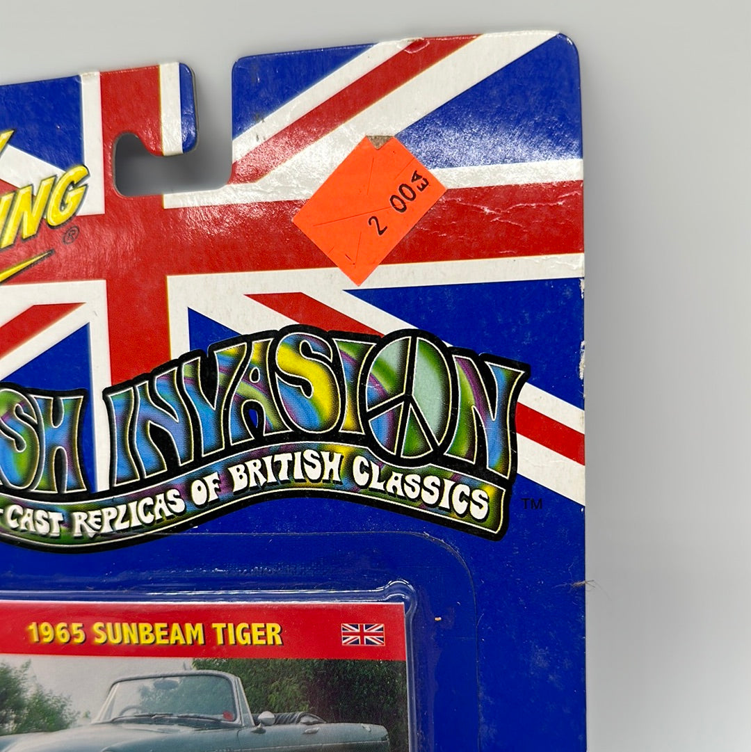 Johnny Lightning - British Invasion - 1965 Sunbeam Tiger - Green