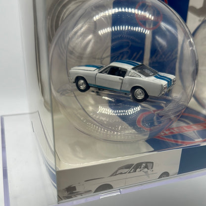 M2 Machines - 2022 Christmas Ornaments 2 Pack - Shelby Mustang GT 350