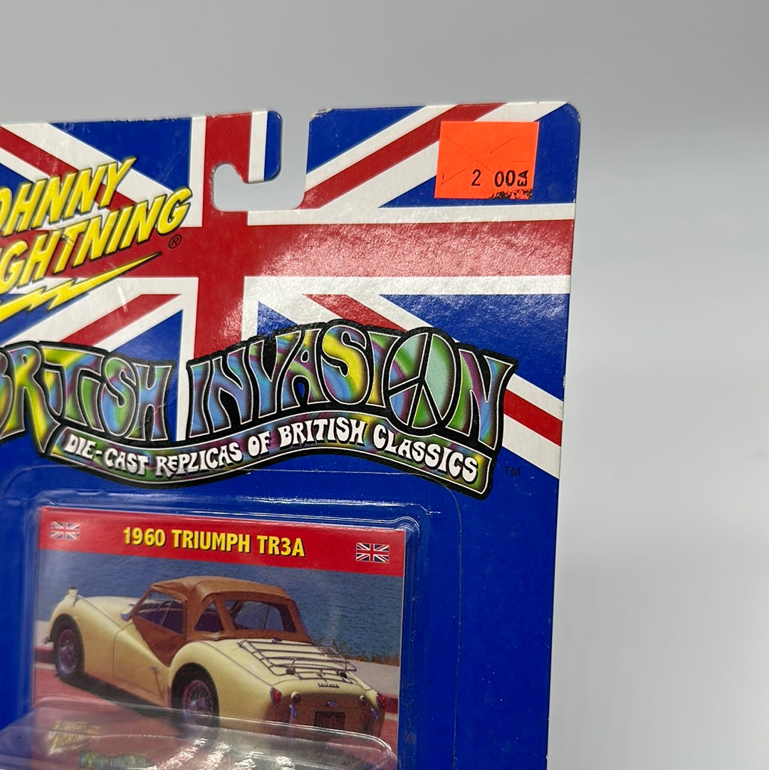 Johnny Lightning - British Invasion - 1960 Triumph TR3A - Yellow