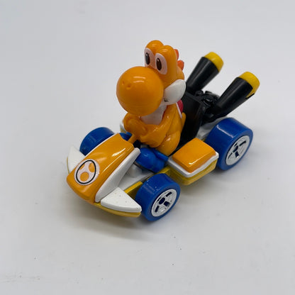 Hot Wheels Mario Kart - Yoshi Eggs - Orange Yoshi on Standard Kart