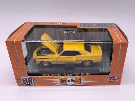 M2 Machines Acrylic Boxed Car - Detroit Muscle Series - 1969 Chevrolet Camaro SS 396 L89