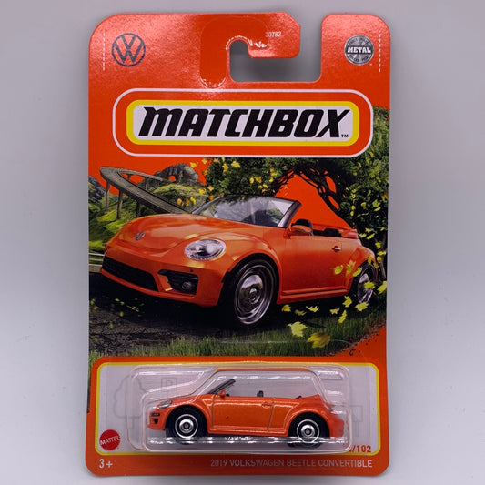 Matchbox Mainline - 2021 #14/102 - Orange 2019 Volkswagen Beetle Convertible