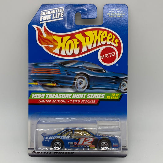 Hot Wheels Regular Treasure Hunt - 1999 (#2/12) - T-Bird Stocker